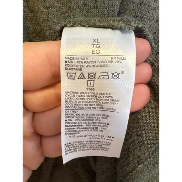 Old Navy V-Neck Green Sweater Women's Size XL - Picture 5 of 5